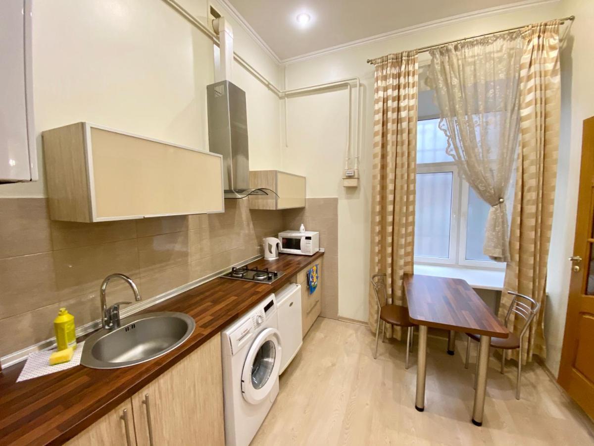 Old Town Apartments Lanzheron Beach โอเดสซา ภายนอก รูปภาพ