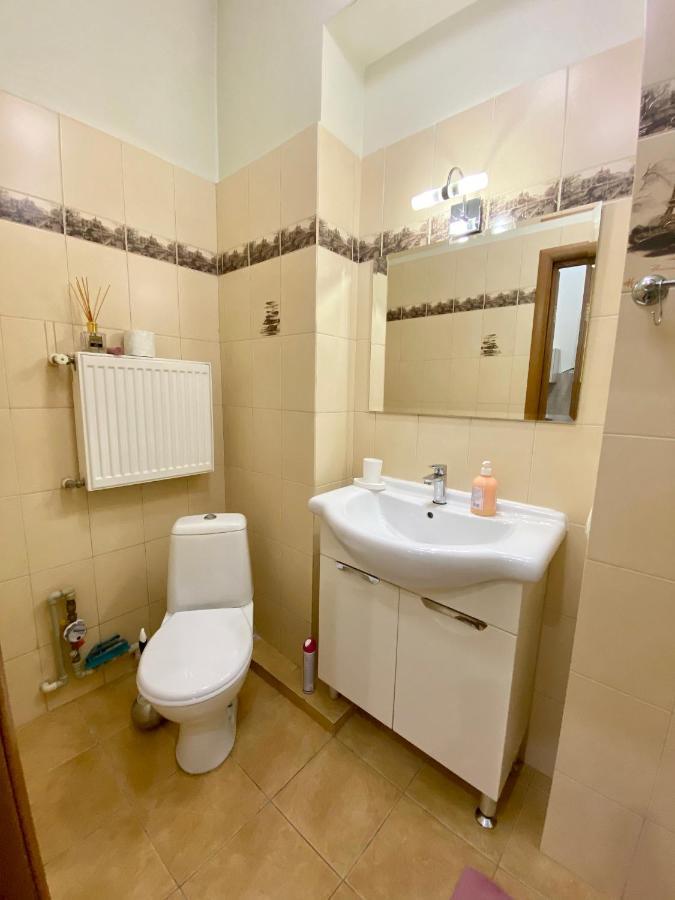 Old Town Apartments Lanzheron Beach โอเดสซา ภายนอก รูปภาพ